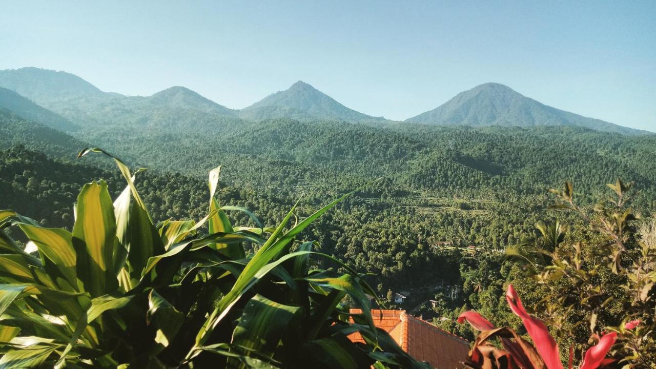 Made Oka Homestay&Warung Munduk Exteriör bild