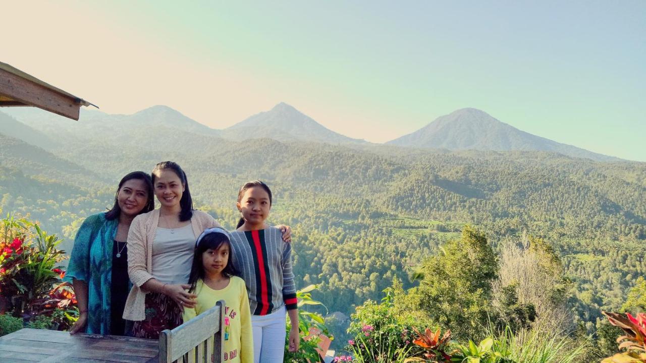 Made Oka Homestay&Warung Munduk Exteriör bild