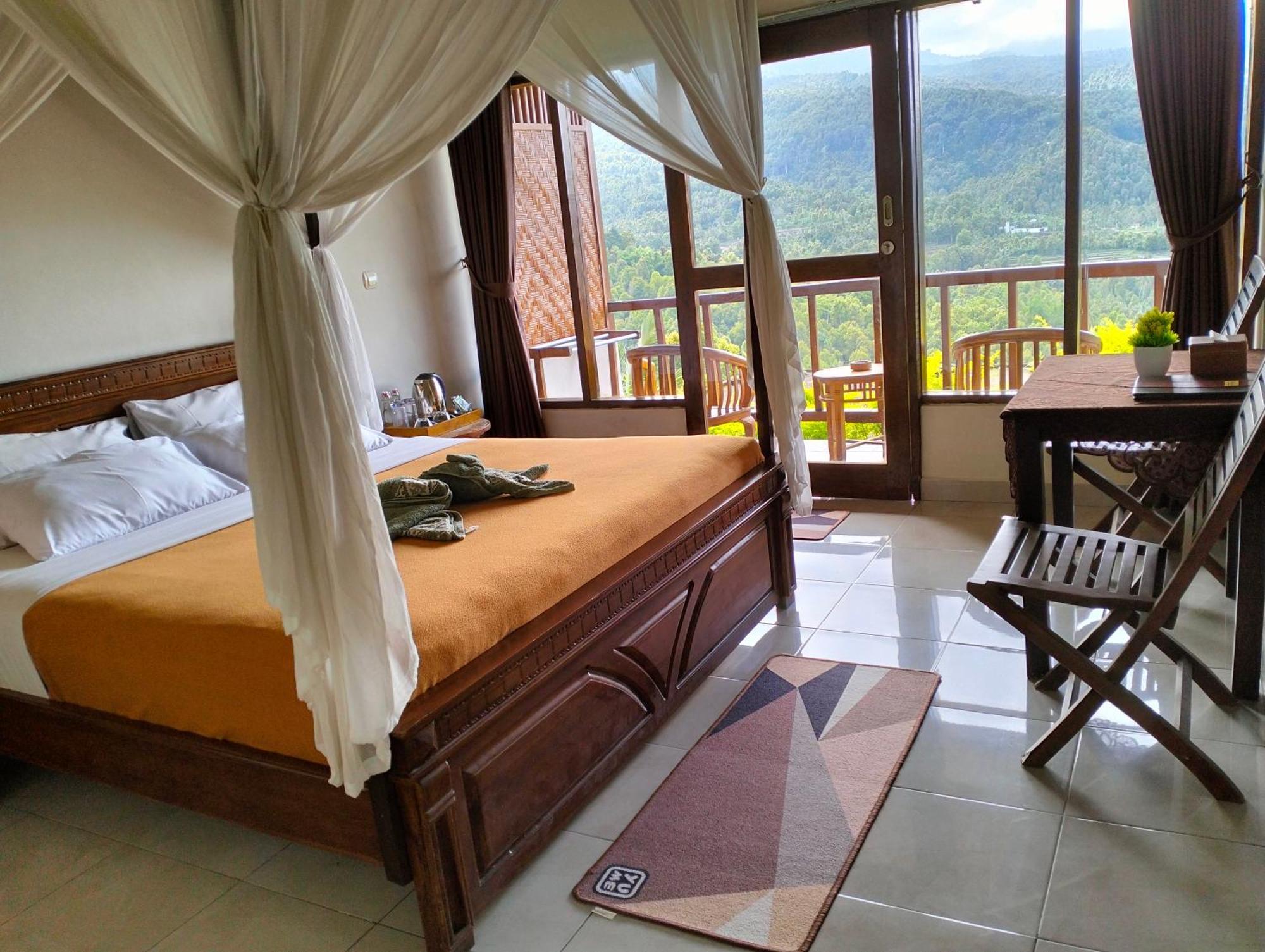 Made Oka Homestay&Warung Munduk Exteriör bild