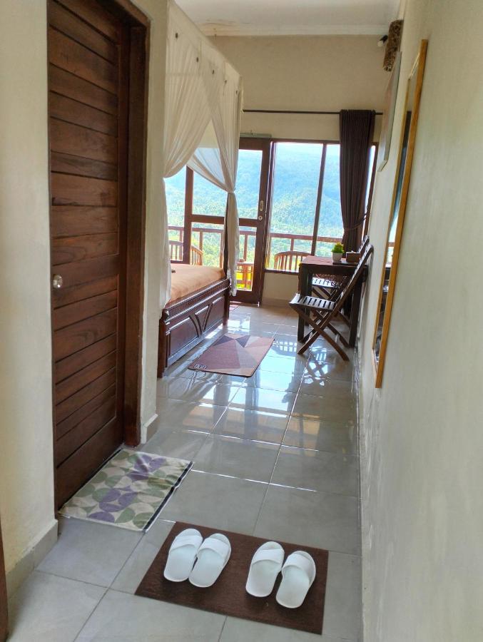 Made Oka Homestay&Warung Munduk Exteriör bild