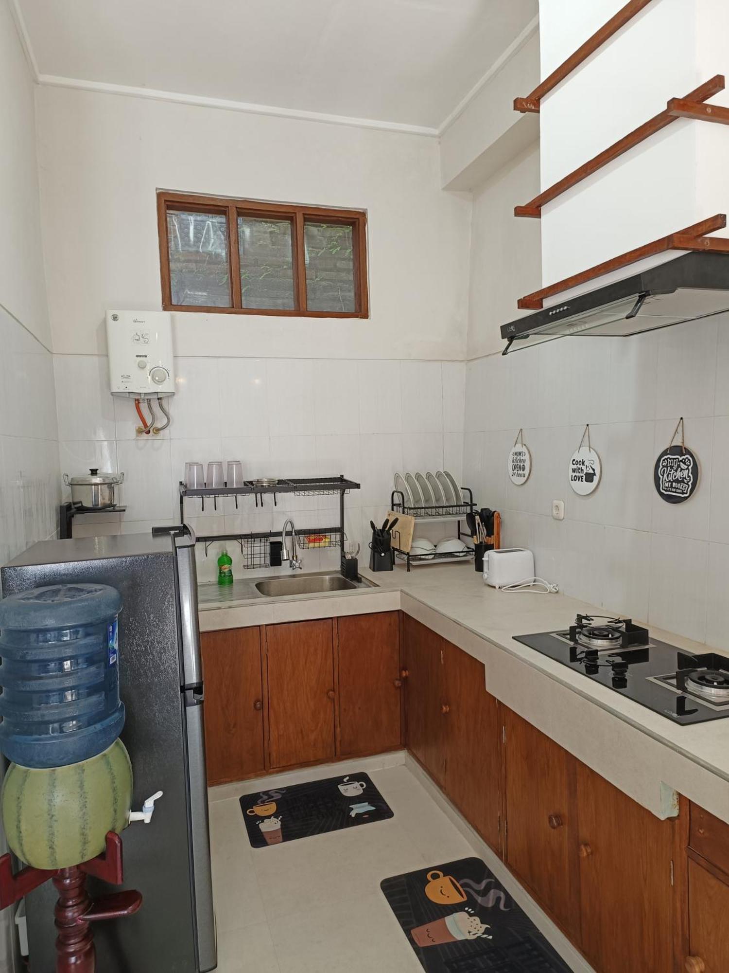 Made Oka Homestay&Warung Munduk Exteriör bild