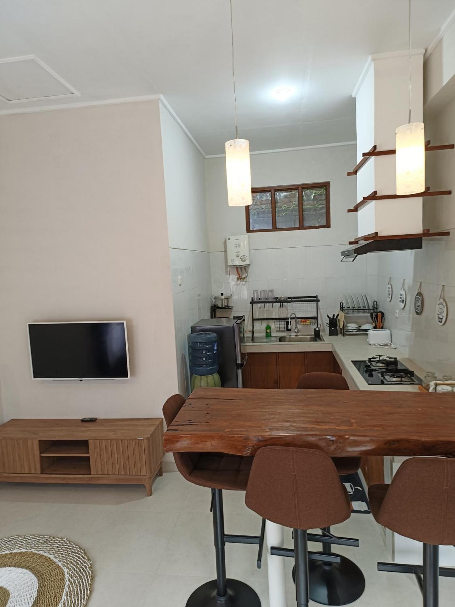 Made Oka Homestay&Warung Munduk Exteriör bild