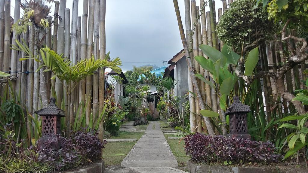 Made Oka Homestay&Warung Munduk Exteriör bild